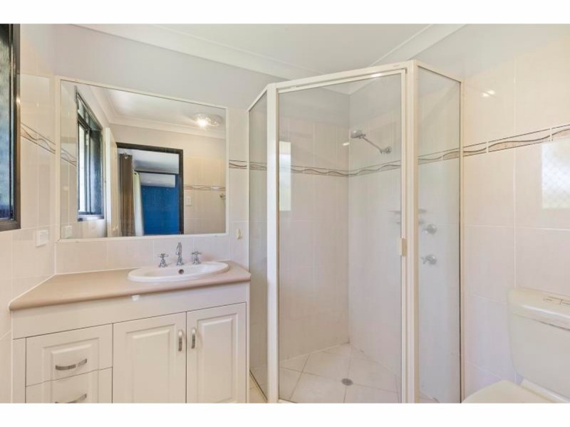 2 Kendall Court, Rockyview QLD 4701